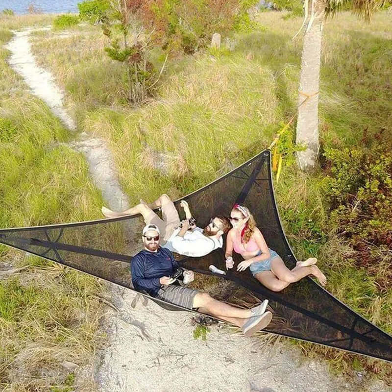 Driehoekige Hangende Camping Relaxmat voor Meerdere Personen – Luchtbed voor 3 Punten met Bevestigingsset 280x280 of 400x400 cm Groen Zwart