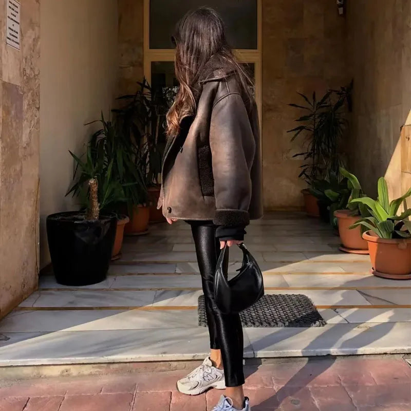 Ava | Dames Tussenjas - Leren Look met Fleece Voering, Vintage Stijl 4