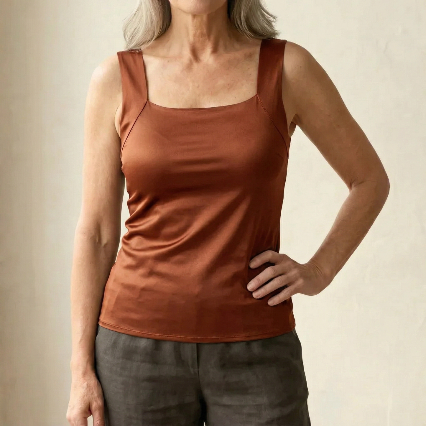 Jennifer | Zachte en comfortabele tanktop met ingebouwde bh 15