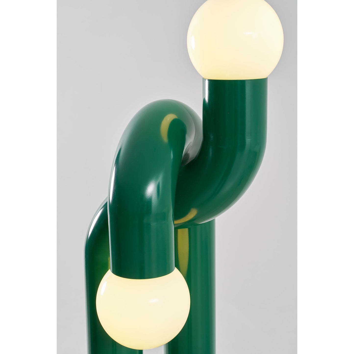 Moderne Staande Boogvorm Lamp met Twee Glazen Bollen – Decoratieve Dubbele Verlichting voor Woonkamer