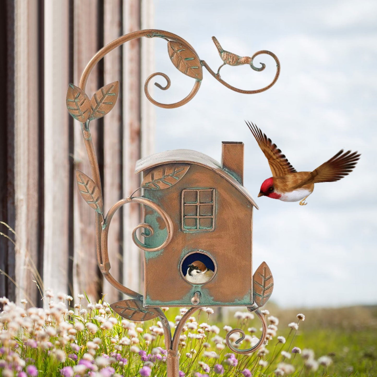 Metalen Vogelhuisje op Tuinsteker met Artistiek Design voor Tuin Terras Balkon