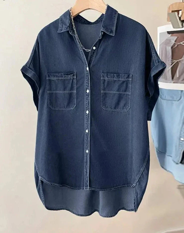 Korte Denim Blouse met Vrouwelijke Sieraad Details Moda Stijl