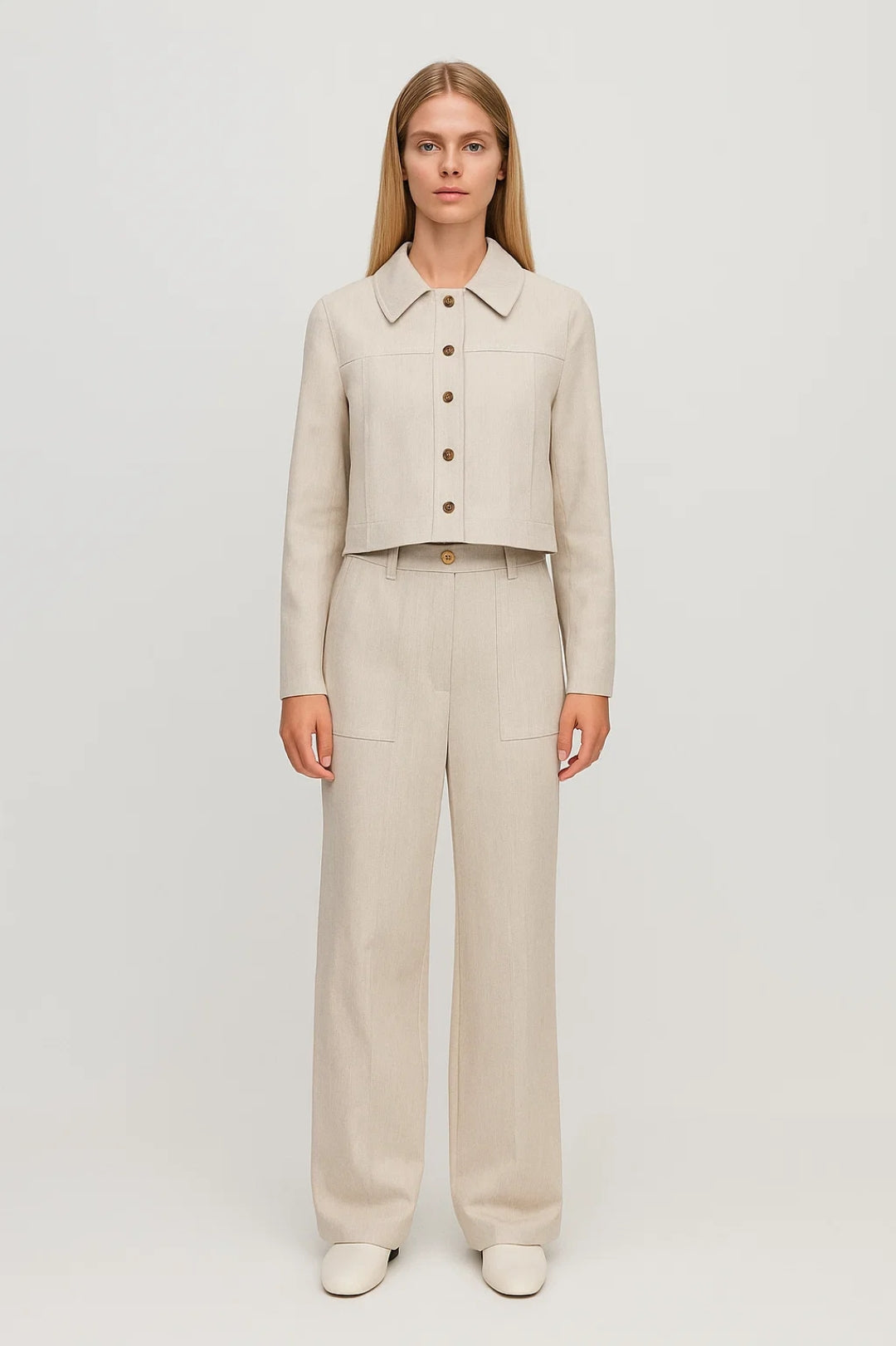 Tweedelige Set: Cropped Jasje en Rechte Broek Elegant en Stijlvol - StudioMarella