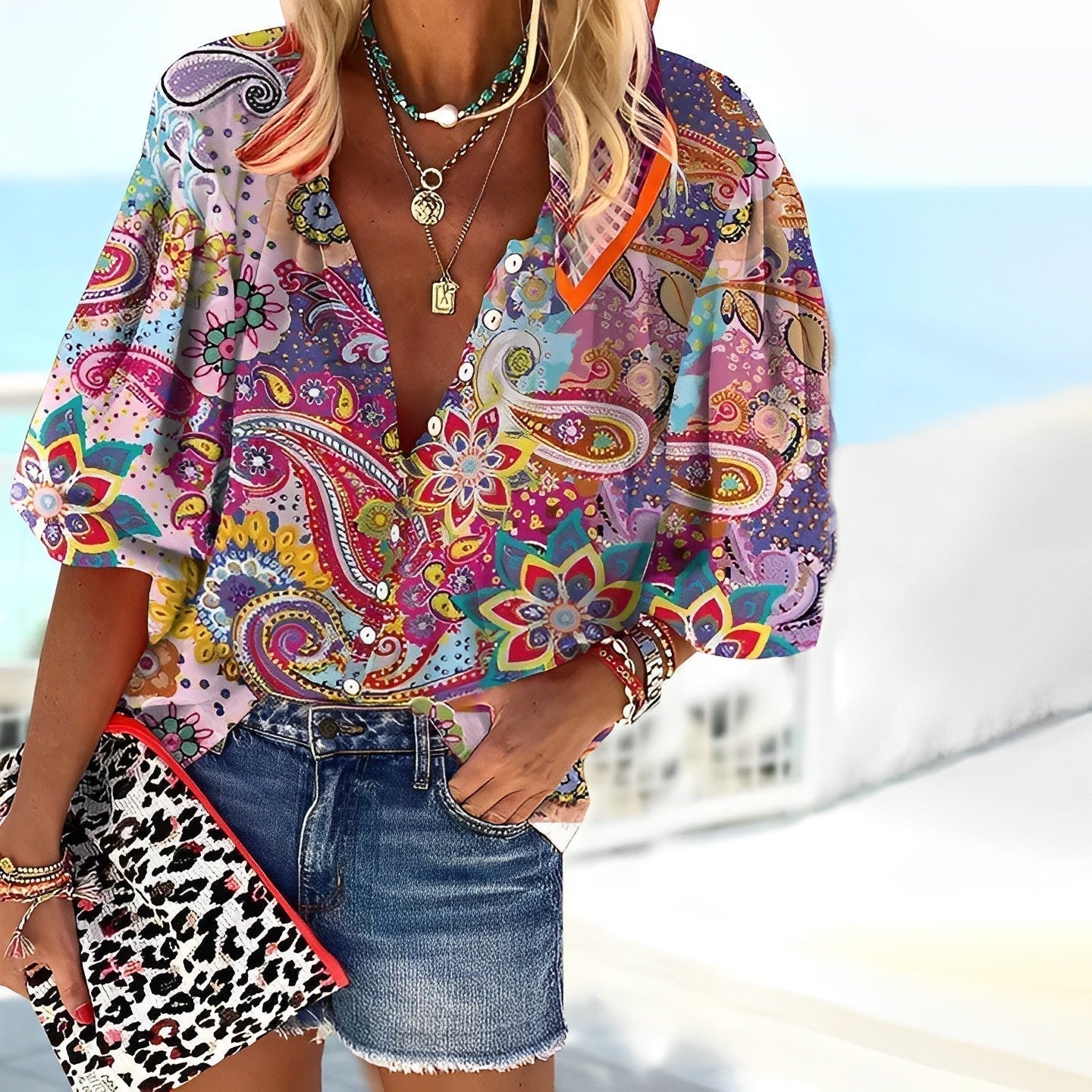 Vrouwelijke Mandala Shirt Met Kleurrijke Print - StudioMarella
