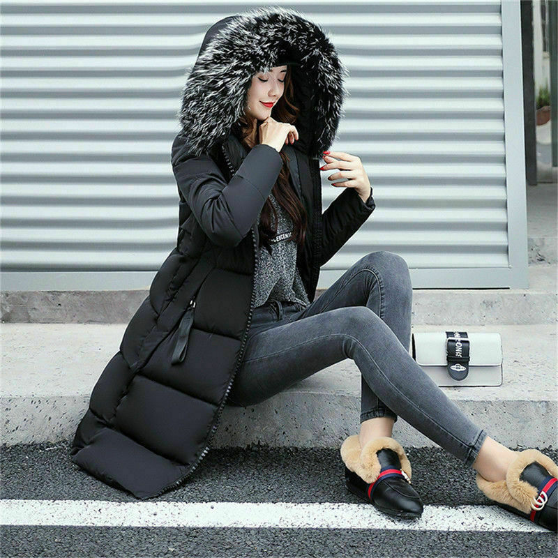 Vrouwelijke Winterjas met Nepbontkraag Warm en Stijlvol