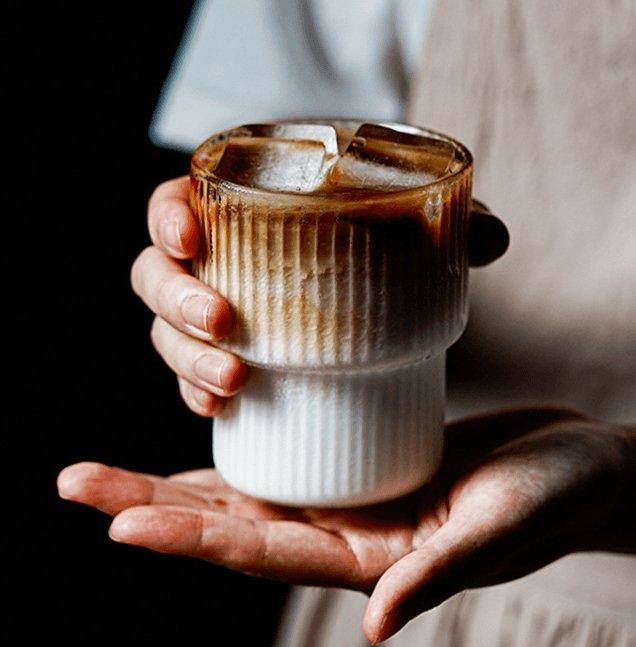 Geribbeld Glazenset van Glas – Luxe Drinkglazen voor Koffie & Cocktails