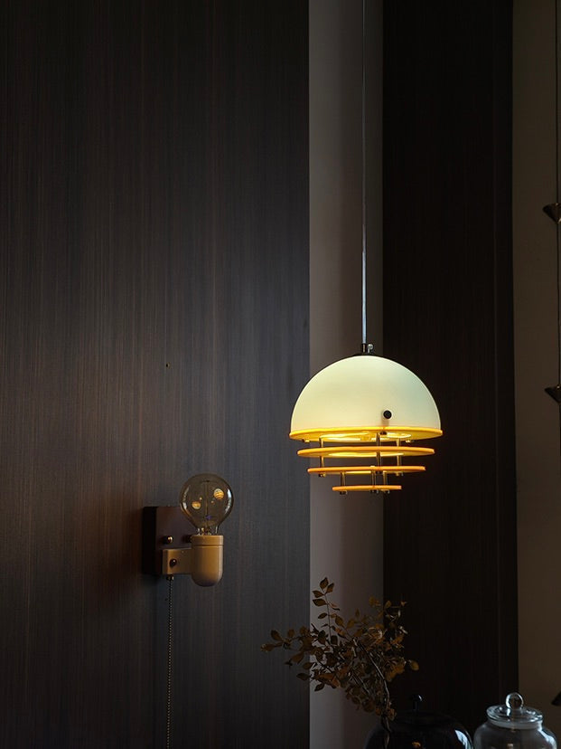 Stijlvolle Hanglamp Bauhaus Design Oranje-Wit Sfeerverlichting voor Moderne Interieurs
