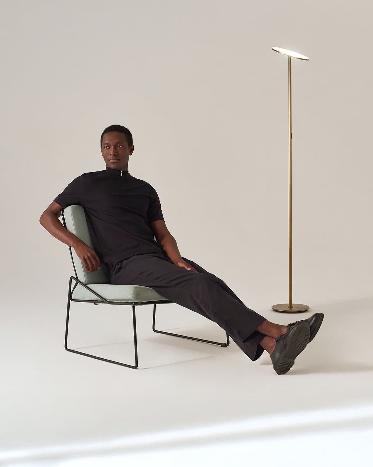 Vloerlamp LED Modern Dimbaar Slank Design Zwart Staande Lamp