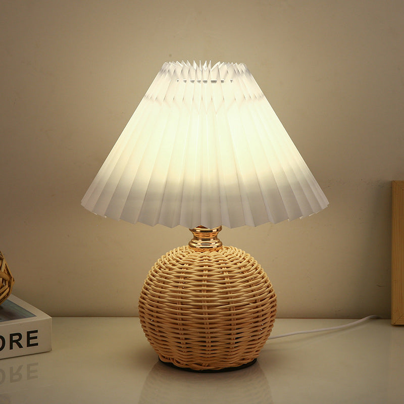 Rotan Tafellamp Geplooide Kap USB 5W Slaapkamer Nachtkastje Scandinavisch Boho Sfeerverlichting Riet Bureau Leeslamp