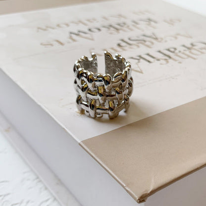 Zilveren Dames Ring Gevlochten Breed Modieus Design