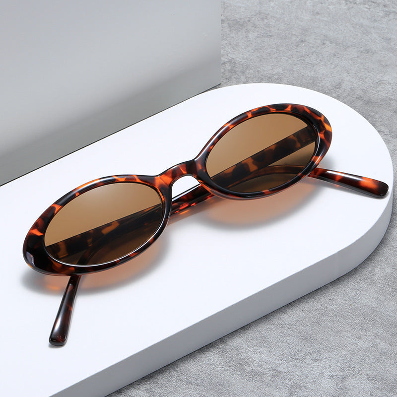 Dames Zonnebril Ovaal met Druppel Details Retro Look - StudioMarella