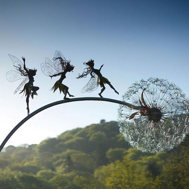 Magische Tuinfee Decoratie met Paardenbloem – Weerbestendig Metaal Sprookjesornament voor Tuin en Terras