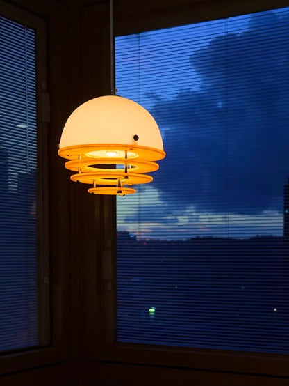 Stijlvolle Hanglamp Bauhaus Design Oranje-Wit Sfeerverlichting voor Moderne Interieurs