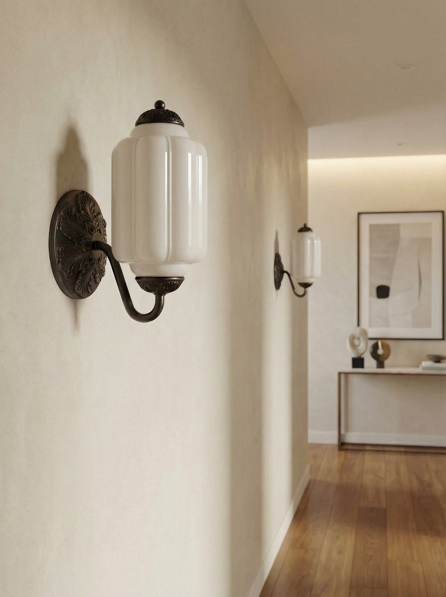 Melkglazen Wandlamp Eloise voor Hal en Slaapkamer | Vintage Wandverlichting met Melkwit Glas