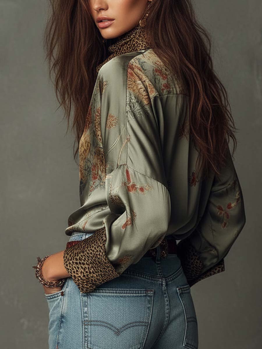 Vrouwelijke Satijnen Blouse met Bloemenprint en Luipaardmotief