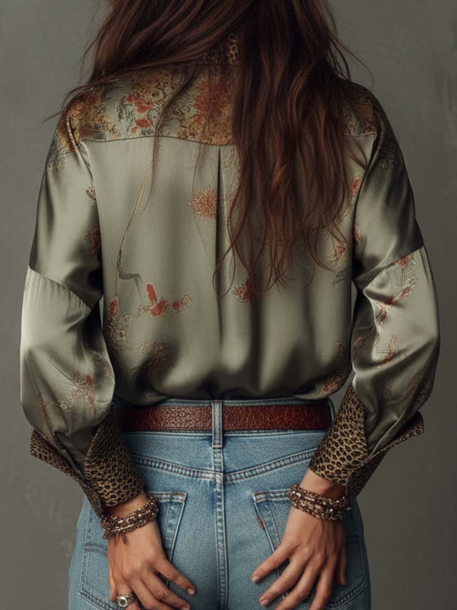 Vrouwelijke Satijnen Blouse met Bloemenprint en Luipaardmotief