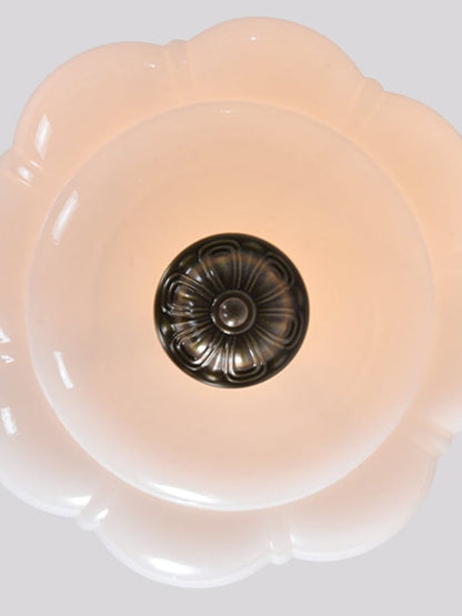 Retro Plafondlamp met Melkglazen Kap – Verfijnde Semi-Flush Mount Verlichting voor Moderne Interieurs