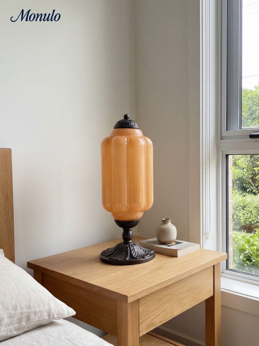 Vintage Glazen Tafellamp met Messing of Zwarte Afwerking