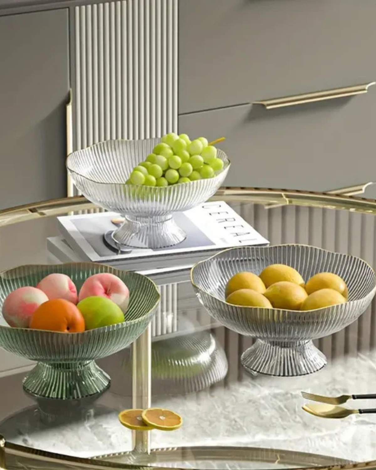 Fruitschaal op Voet met Goudrand Geribbeld Keramiek Transparant Groen Grijs voor Tafelcenterpiece Interieur