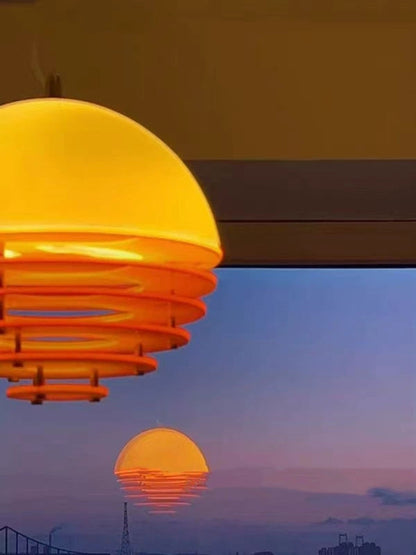 Stijlvolle Hanglamp Bauhaus Design Oranje-Wit Sfeerverlichting voor Moderne Interieurs