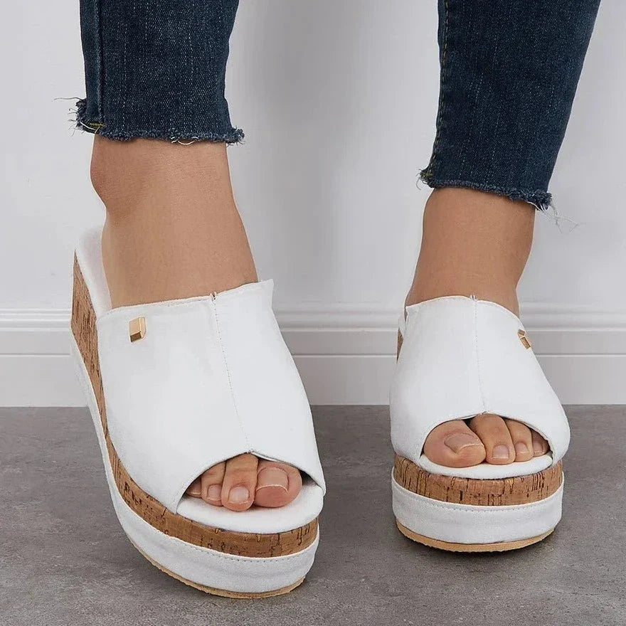 Vrouwenslip-on Sandalen Met Zacht Leer Comfortabel Loopvlak