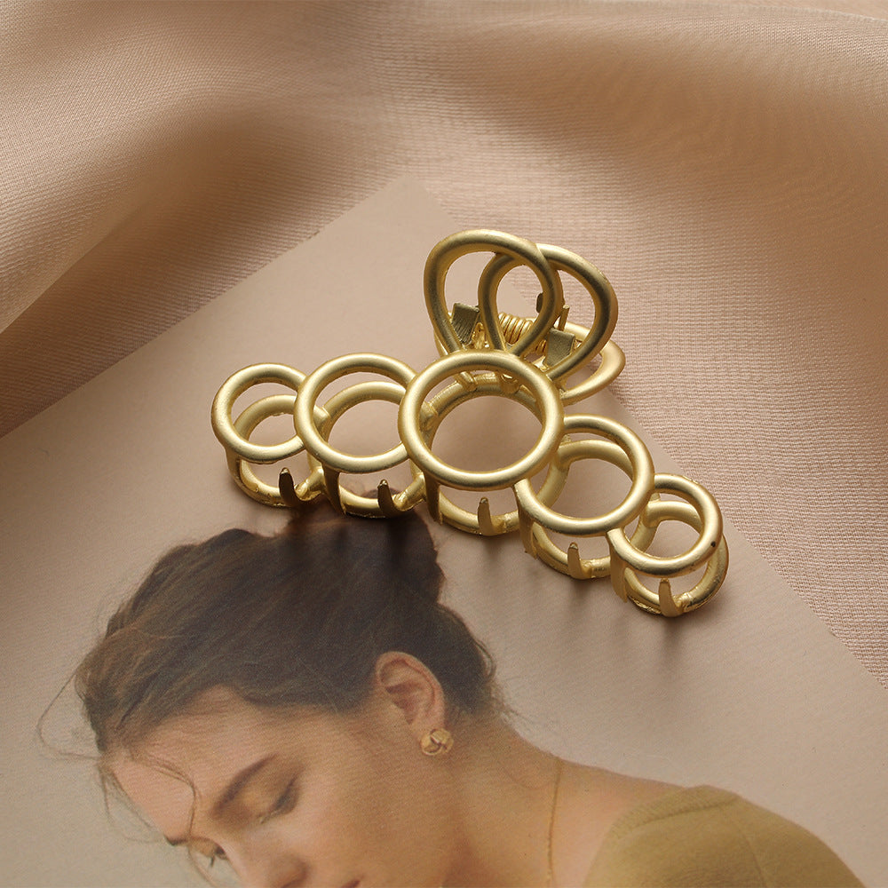 Dames Haarclip Goudkleurig Met Metaal Design