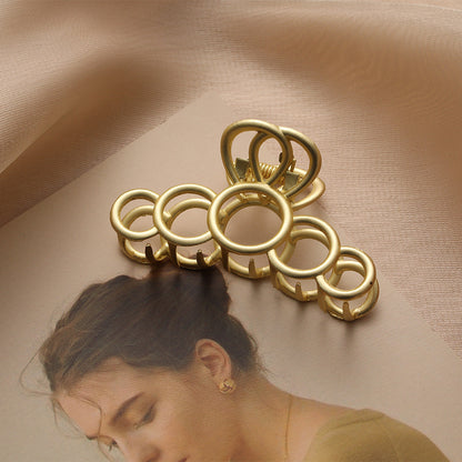 Dames Haarclip Goudkleurig Met Metaal Design