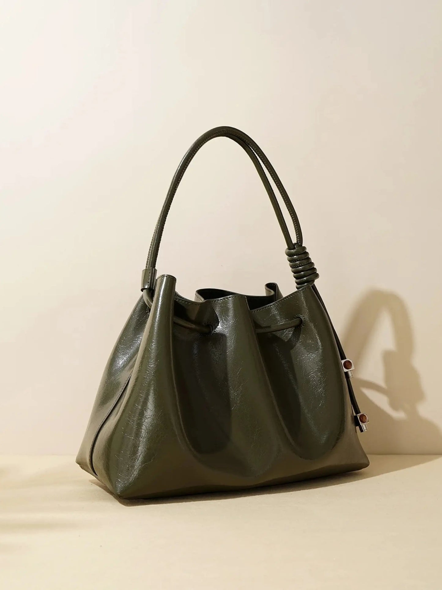 Leren Handtas met Schouderriem Glanzend Zwart Design