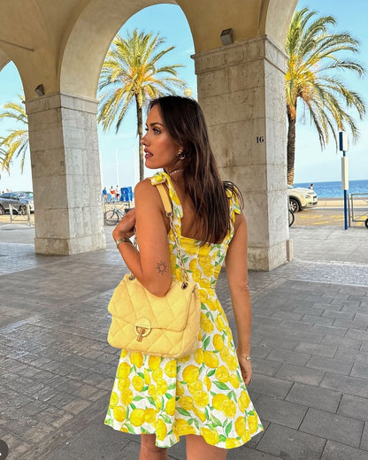 Lime Zomerjurk Met Limoen Print Vrouwelijk Model