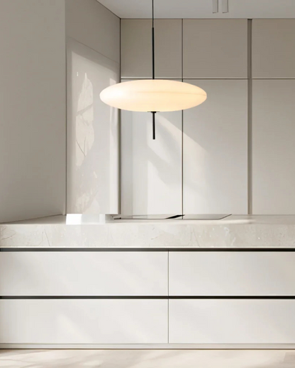 Moderne Hanglamp Met Zwevend Design In Acryl En Metaal Met Warme Diffuse Verlichting