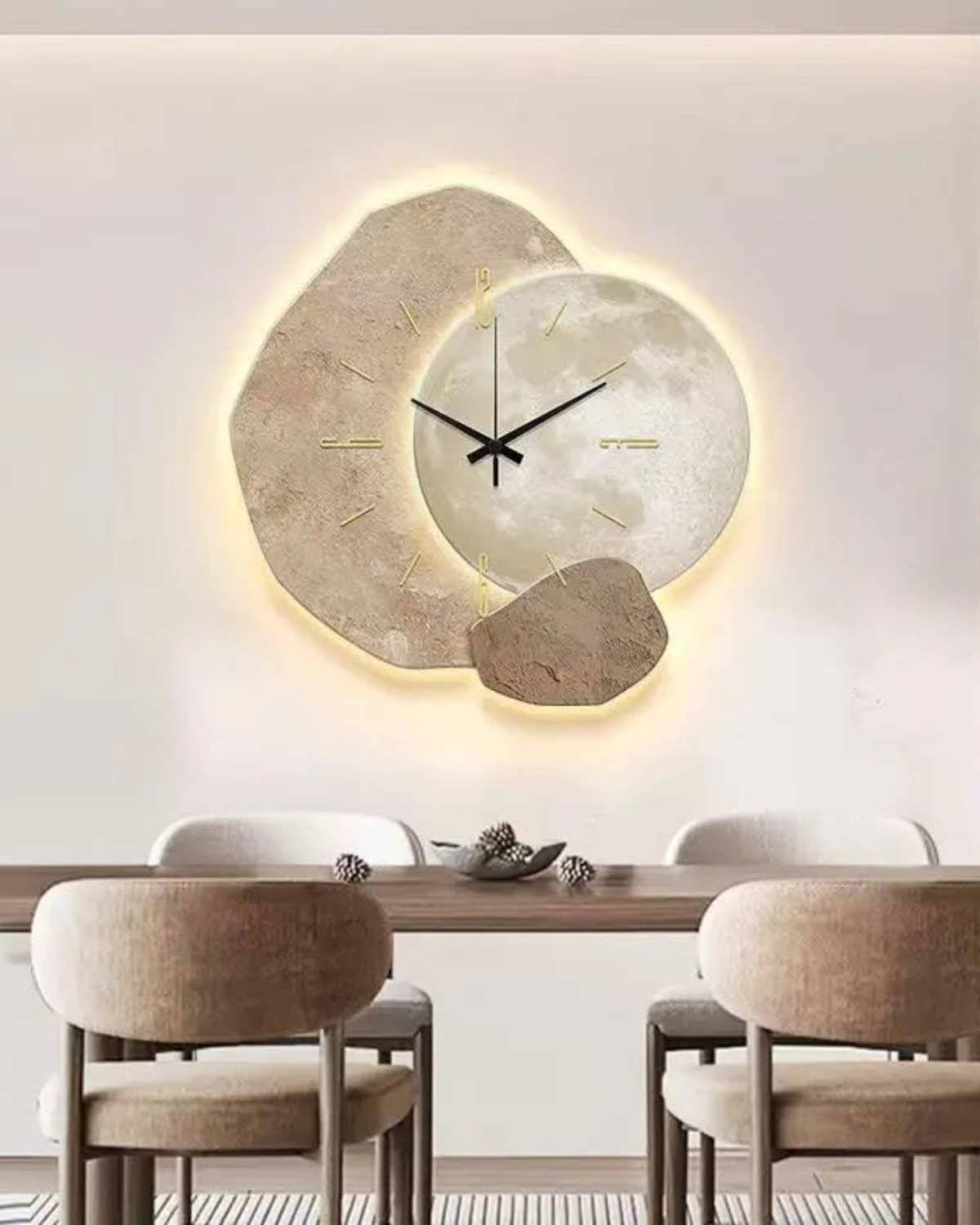 Wandklok met Maanreliëf en Optionele Verlichting Zwart Goud Betonlook Scandinavisch Interieur Decoratief Tijdweergave Woonkamer Slaapkamer Kantoor Modern Minimalistisch Wanddecoratie