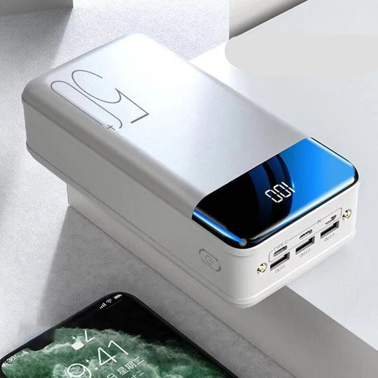 Powerbank 50.000 mAh met snellaadfunctie, USB-C en LED-zaklamp