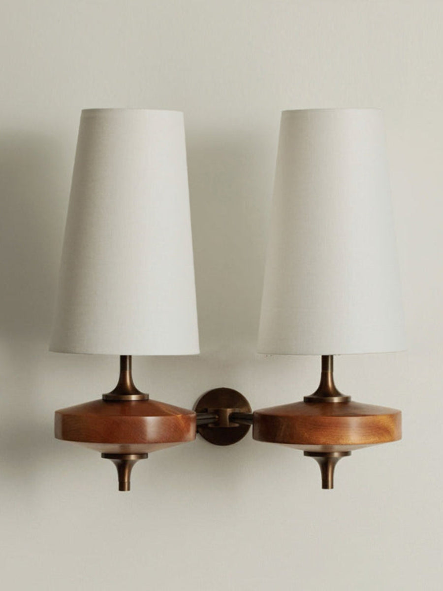 Retro Wandlamp met Stoffen Kap – Vintage Verlichting voor Slaapkamer