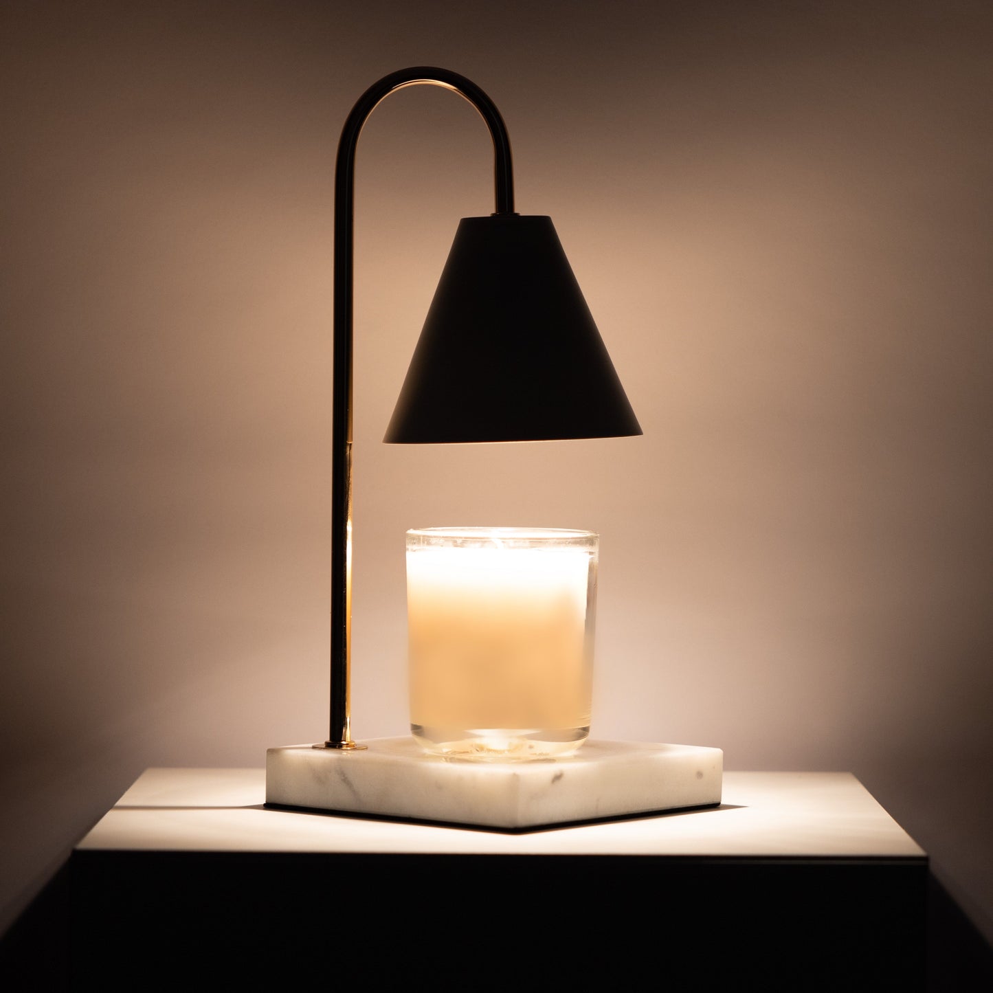 Luxe Kaarsverwarmer Lamp Met Tijdloze Marmeren Afwerking En Vlamloze Warmte