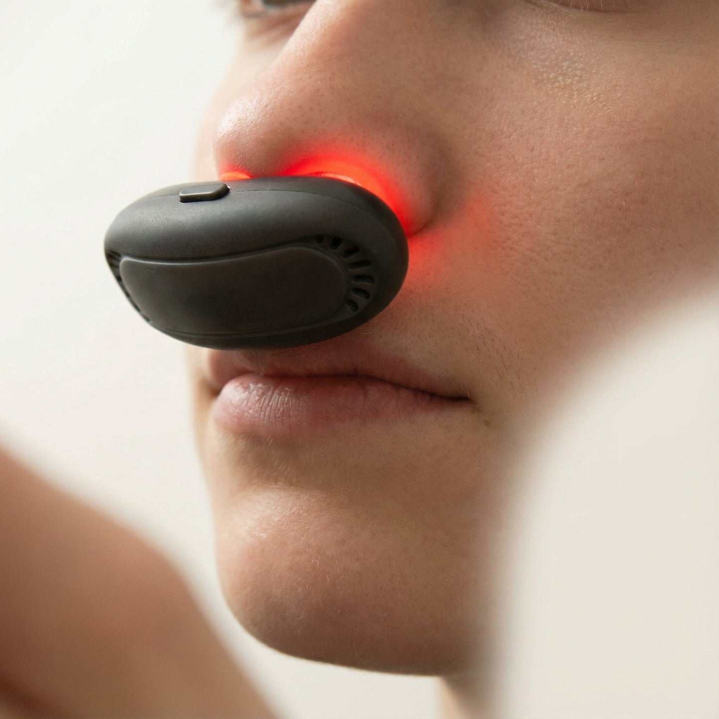 Infrarood Neusapparaat voor Allergieverlichting – Draagbaar & Medicijnvrij