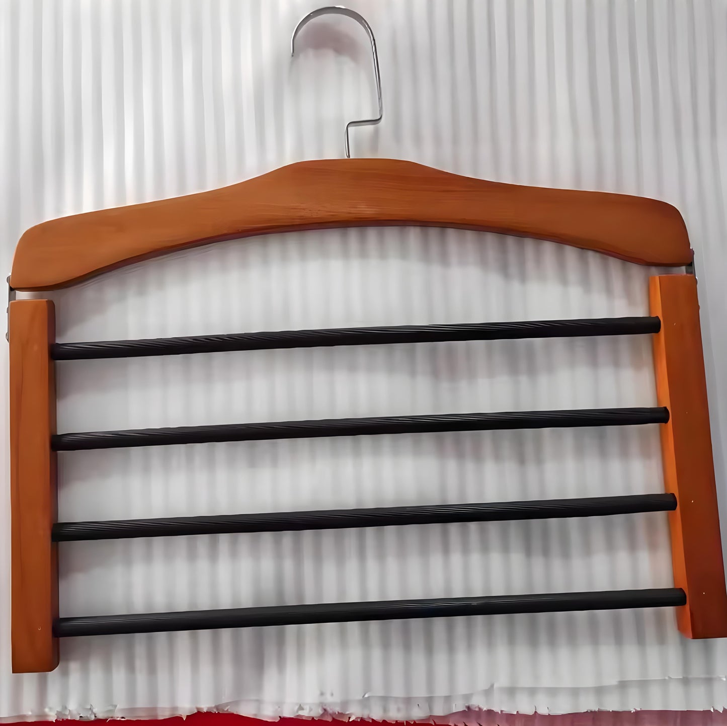 Houten Kledinghangers Walnoot & Natuurlijk Hout – Klassieke Garderobehanger met Metalen Haak – 38x38x12cm