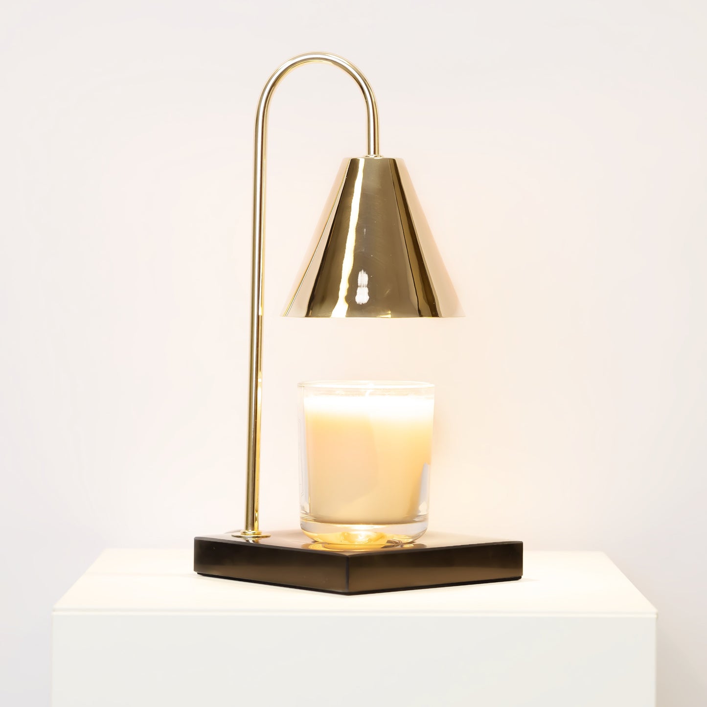 Luxe Kaarsverwarmer Lamp Met Tijdloze Marmeren Afwerking En Vlamloze Warmte