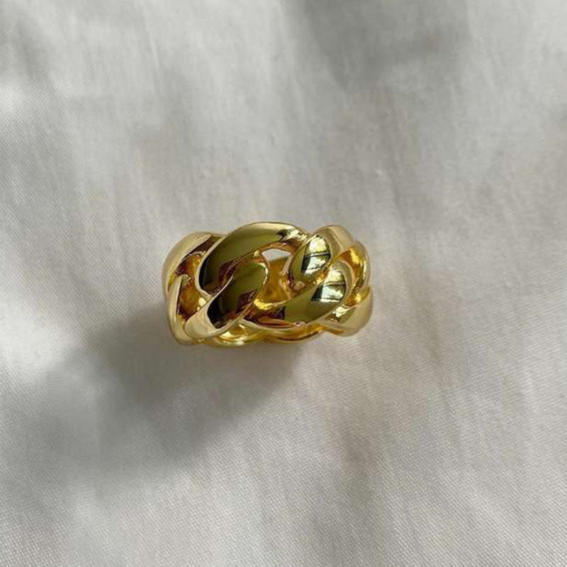 Dames Gouden Ring met Brede Schakel en Grove Textuur