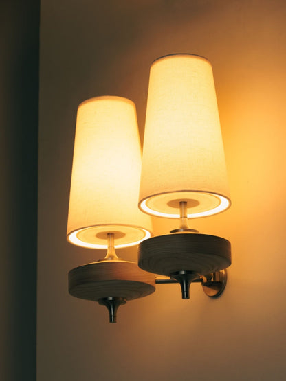 Retro Wandlamp met Stoffen Kap – Vintage Verlichting voor Slaapkamer