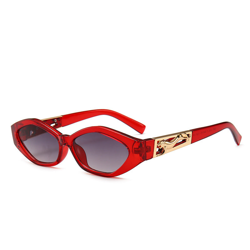 Dames Zonnebril Cat Eye met Statement Pootjes Hoekig Design