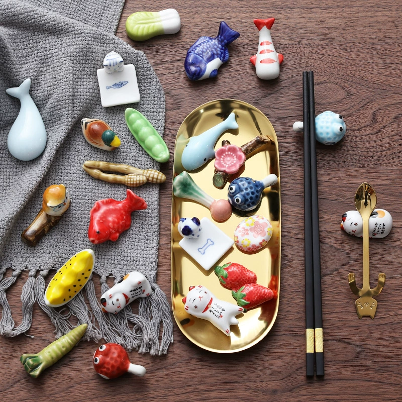 Keramische Eetstokjessteun met Dier- en Fruitmotieven – Set van 3