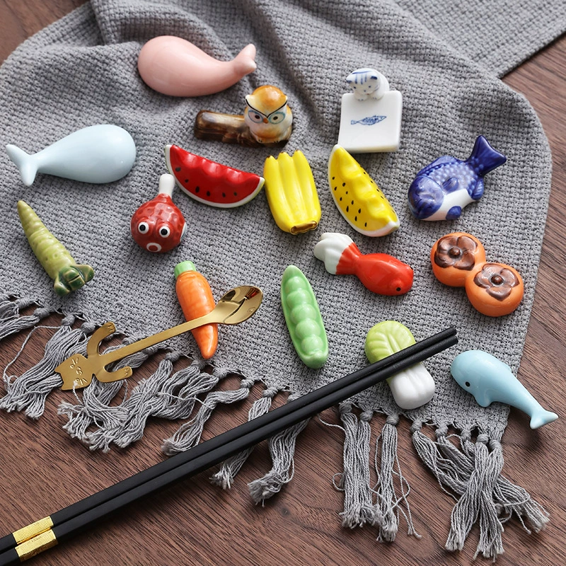 Keramische Eetstokjessteun met Dier- en Fruitmotieven – Set van 3