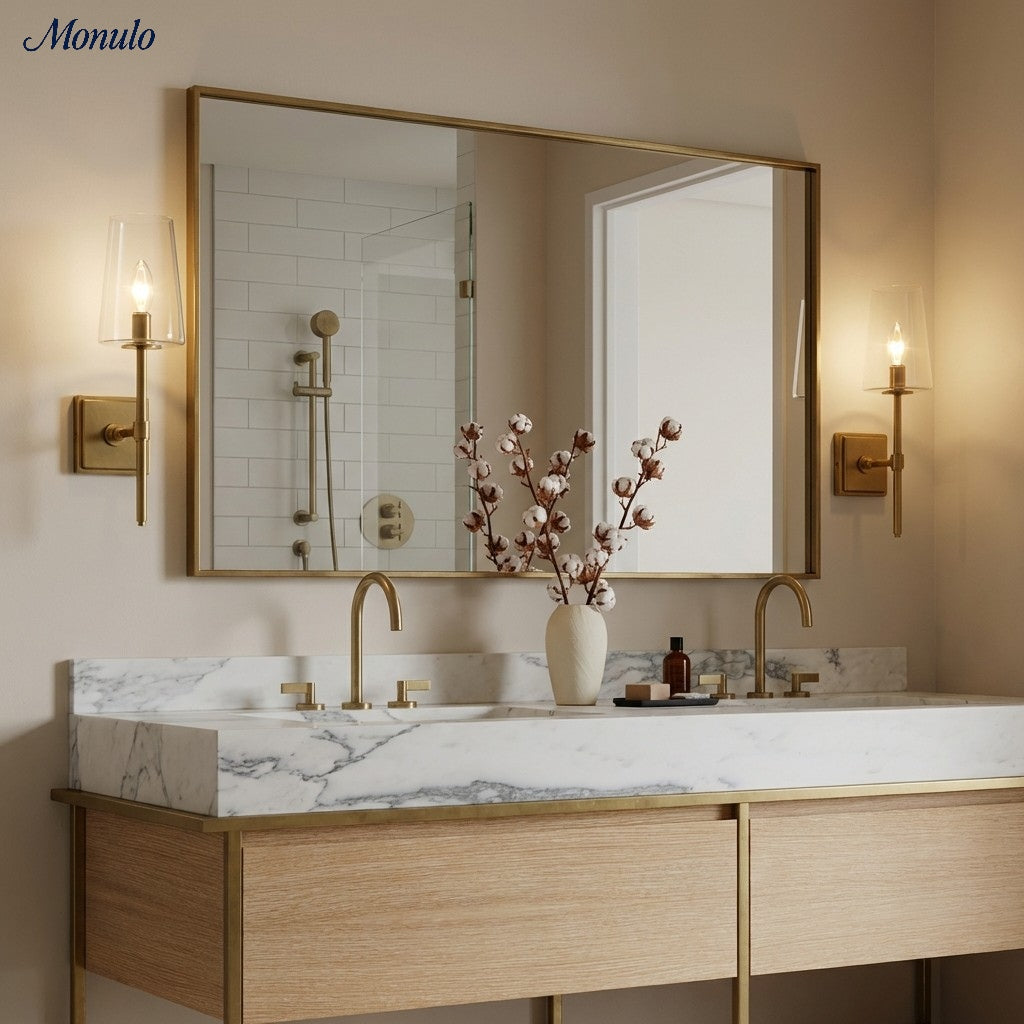 Glazen Wandlamp met Helder Glas – Enkelvoudige tot Drievoudige Configuratie – Elegante Badkamerverlichting