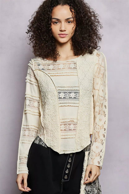 Vrouwen Blouse met Plooitjes en Kanten Patroon - StudioMarella