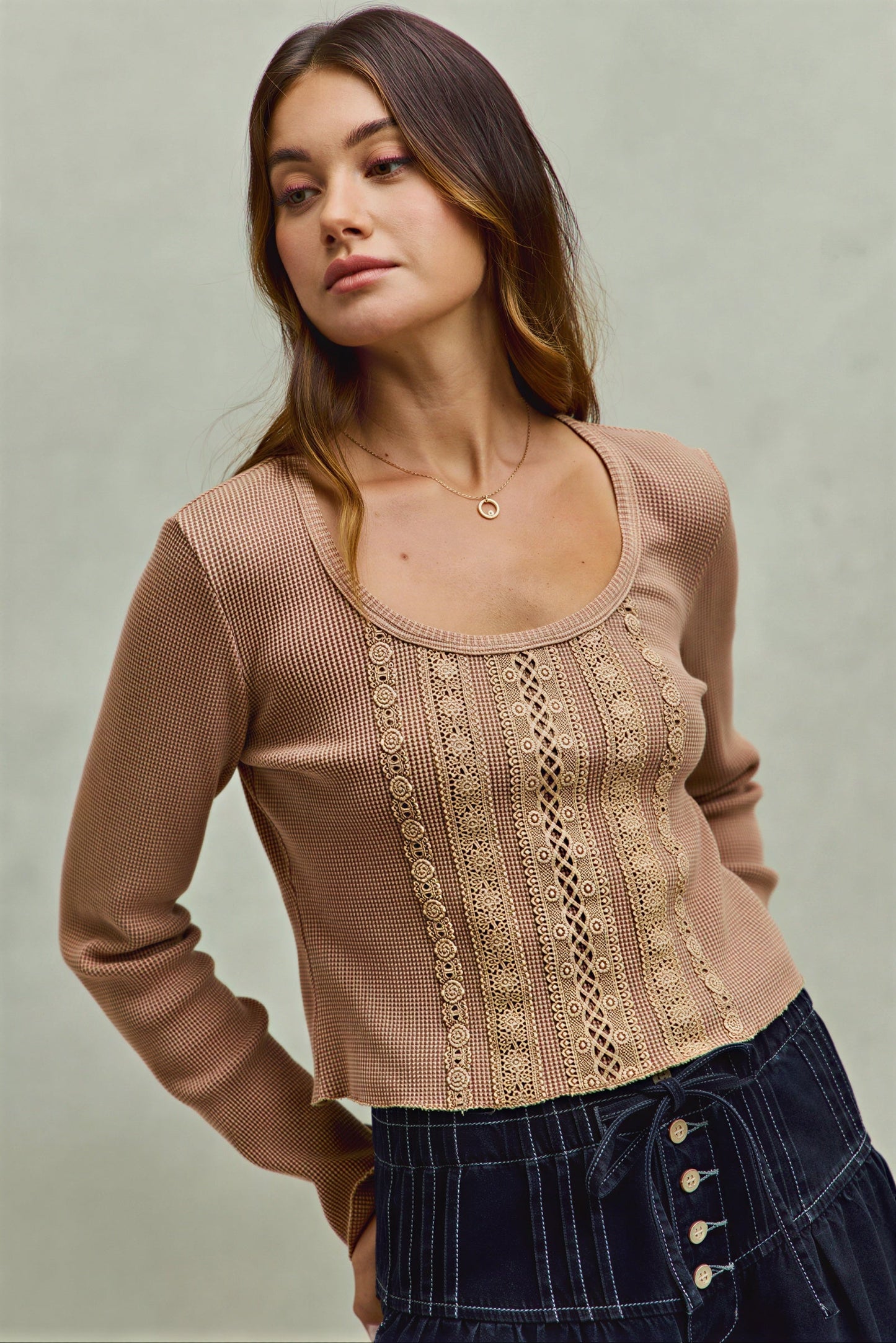 Vrouwelijke Gebreide Top met Open Knit Detail