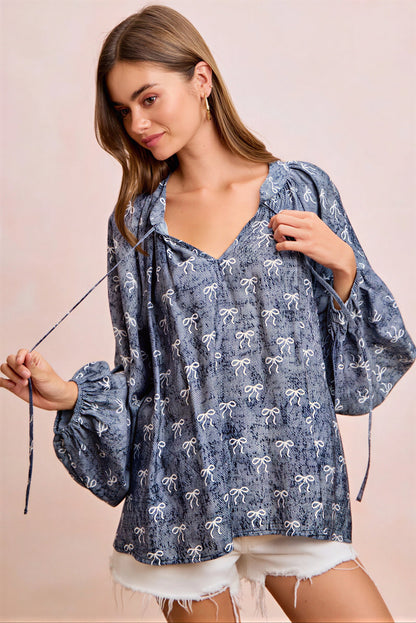 Vrouwelijke Blouse met Strikprint en Striknek Detail - StudioMarella