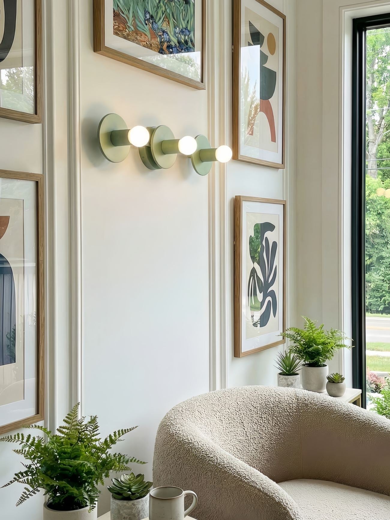 Metalen Wandlamp met Bolvormige Glazen Kappen 3-Lichts Badkamerverlichting Mat Groen