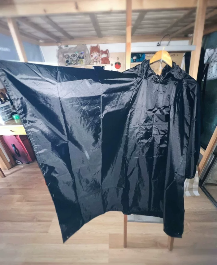 Waterdichte Regenponcho met Capuchon – 3-in-1 Outdoor Bescherming voor Wandelen Kamperen Tuin