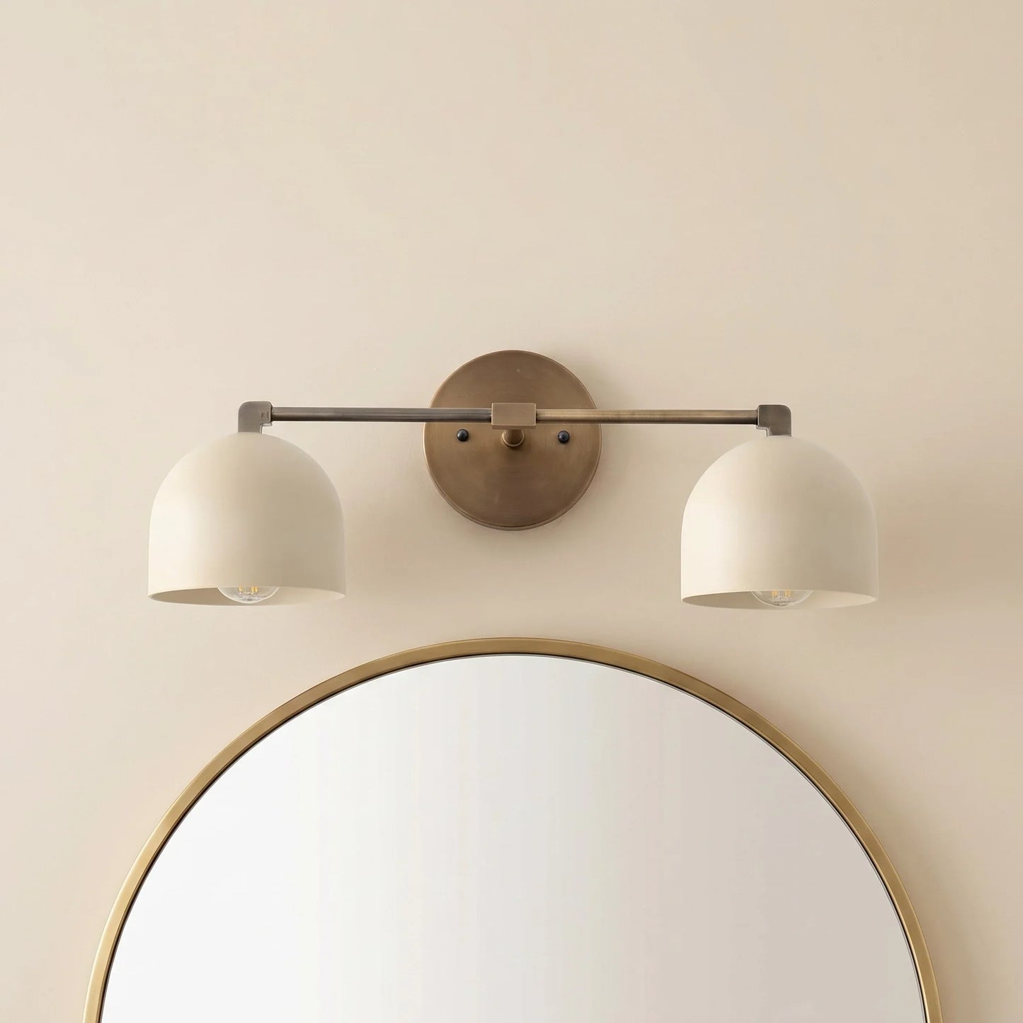 Metalen Wandlamp met Bolvormige Kap – Scandinavische Sfeerlamp voor Badkamer Slaapkamer Woonkamer – Moderne Wandverlichting Zwart Goud Messing
