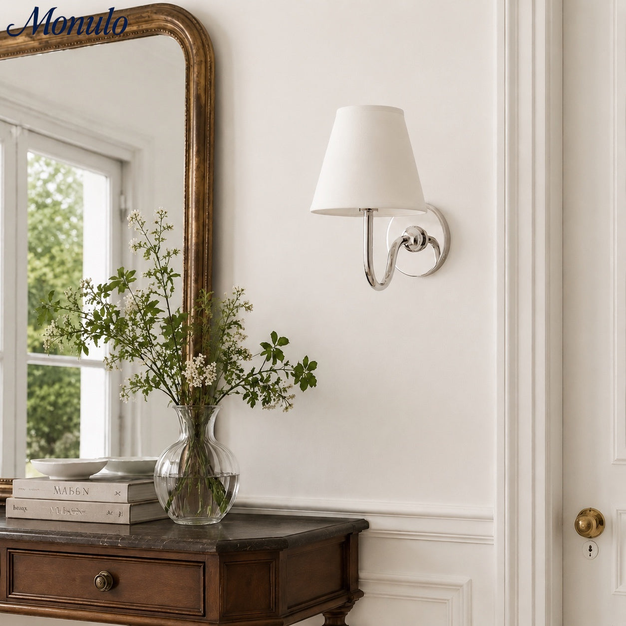 Wandlamp met Geplisseerde Stoffen Kap – Klassieke Verlichting voor Slaapkamer en Woonkamer